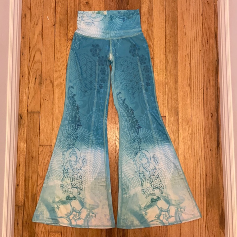 Teeki Yoga Ganesh Flare Leggings size XS